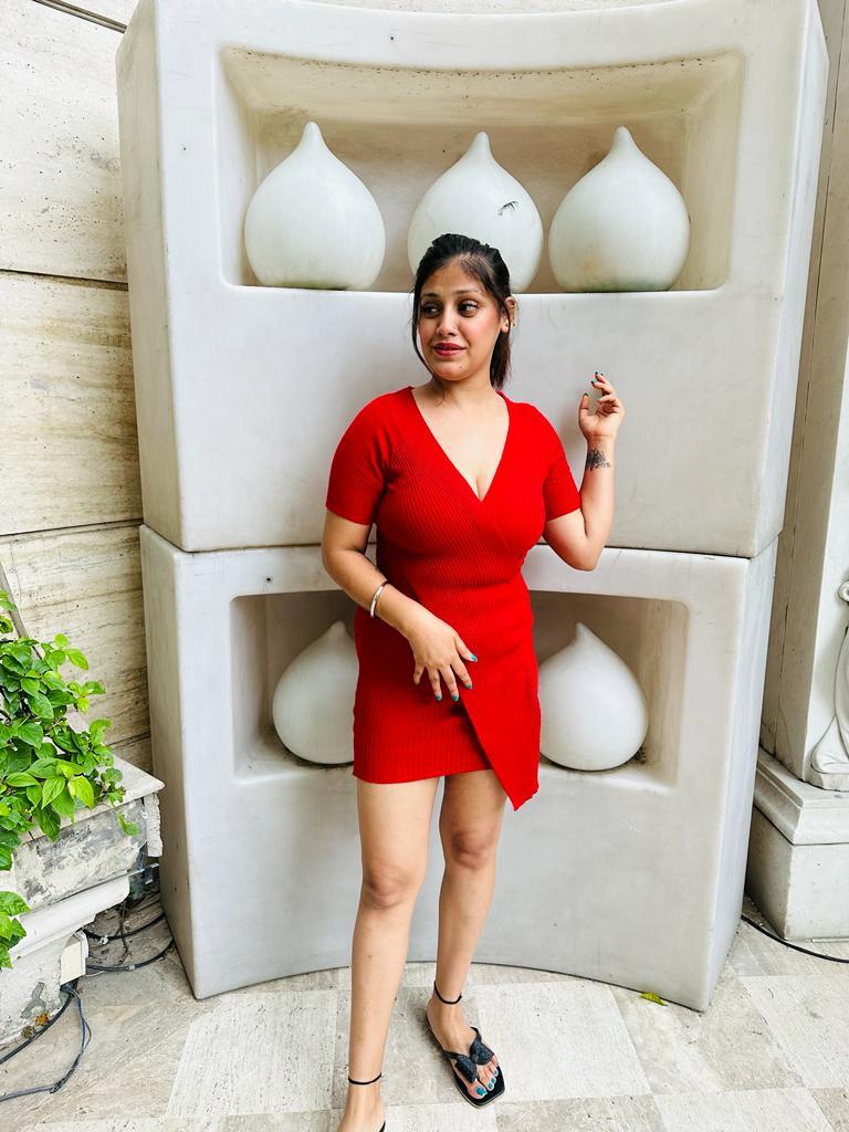 hot  call girls in Airoli